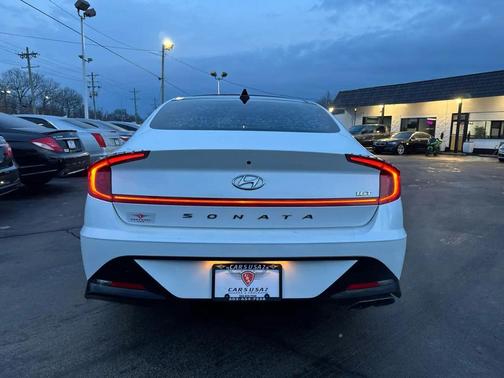 2020 Hyundai SONATA SEL Plus