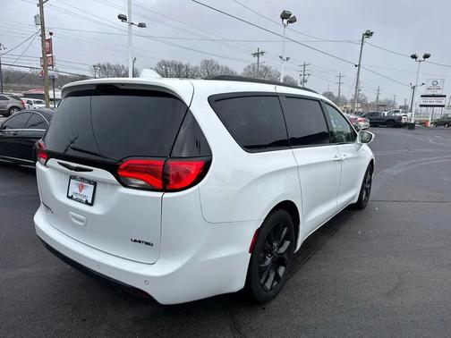2019 Chrysler Pacifica Limited