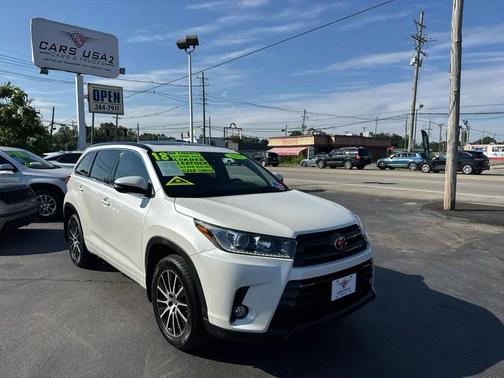Blizzard Pearl 2018 Toyota Highlander SE