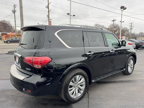 2017 INFINITI QX80 Base