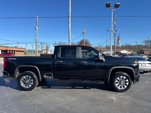 2021 Chevrolet Silverado 2500 Custom
