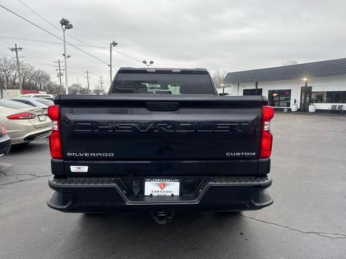 2022 Chevrolet Silverado 1500 Custom