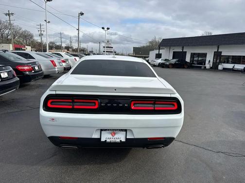 2015 Dodge Challenger SXT Plus