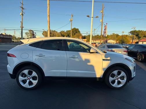 2018 Jaguar E-PACE SE