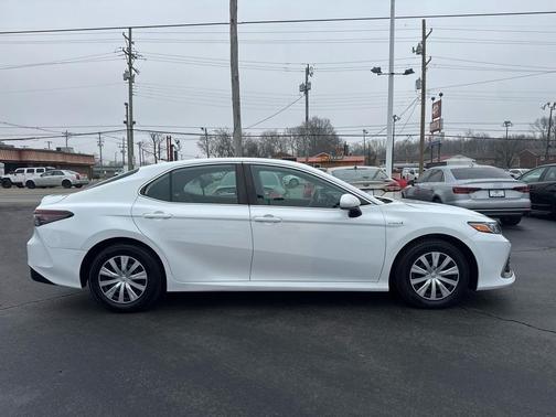 2021 Toyota Camry LE