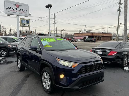 2021 Toyota RAV4 XLE