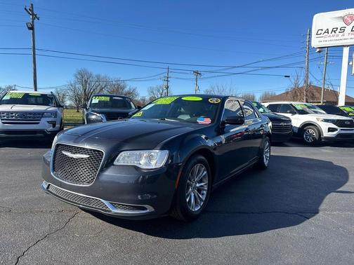 2017 Chrysler 300 Limited
