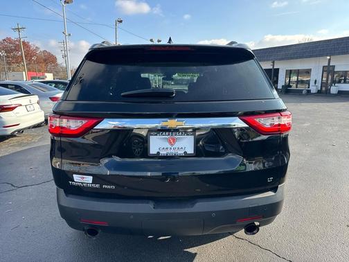 2021 Chevrolet Traverse LT Cloth