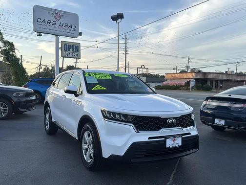 Glacial White Pearl 2021 Kia Sorento LX