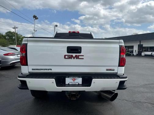 Summit White 2015 GMC Sierra 2500 SLT