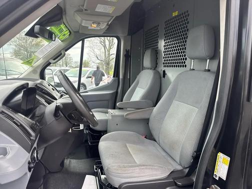 2015 Ford Transit-250 Base