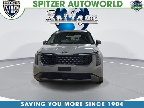 Ceramic Silver 2027 Kia Carnival EX