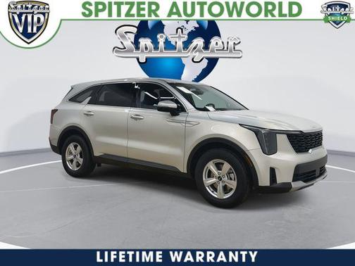 Ivory Silver 2026 Kia Sorento LX