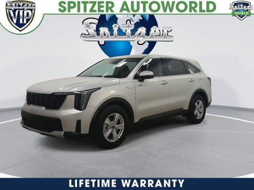 Ivory Silver 2026 Kia Sorento LX