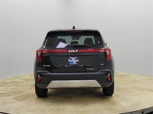 2025 Kia Seltos LX