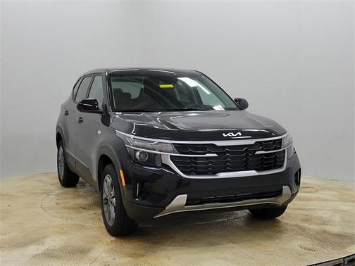 2025 Kia Seltos LX