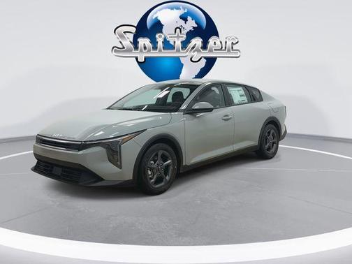 2026 Kia K4 