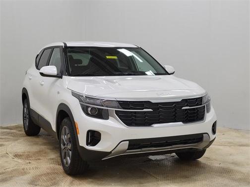2025 Kia Seltos LX