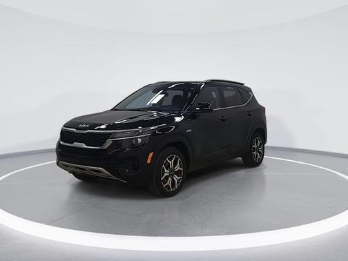2023 Kia Seltos EX