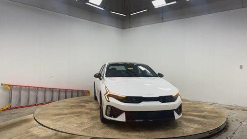 Snow White Pearl 2026 Kia K5 GT-Line