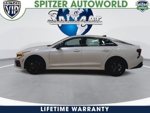 Snow White Pearl 2026 Kia K5 GT-Line