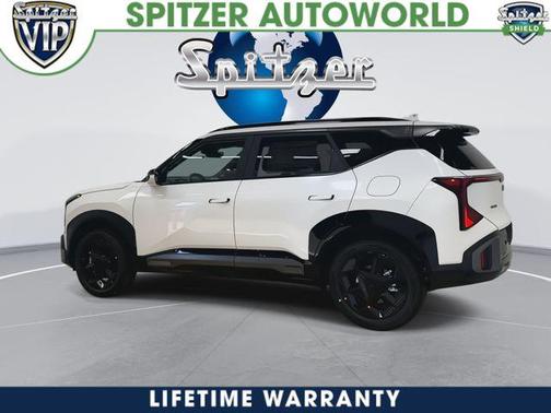 Snow White Pearl 2027 Kia Seltos X-Line