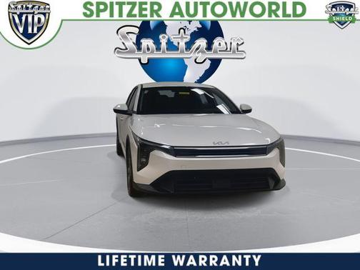 Snow White Pearl 2026 Kia K4 LXS