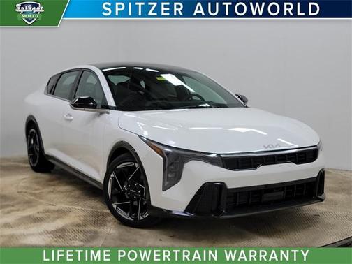 2025 Kia K4 GT-Line