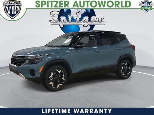 Blue / Black 2026 Kia Seltos S