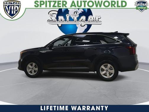 Metal 2026 Kia Sorento LX