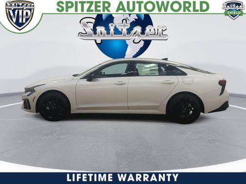 Snow White Pearl 2026 Kia K5 GT-Line
