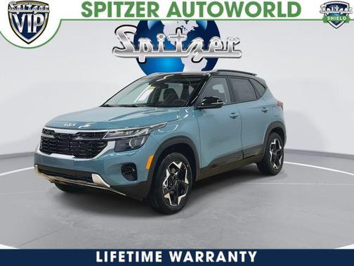 Blue / Black 2026 Kia Seltos S