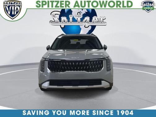 Ceramic Silver 2026 Kia Carnival EX
