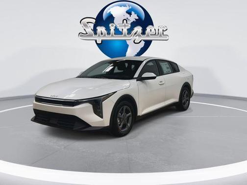 2026 Kia K4 