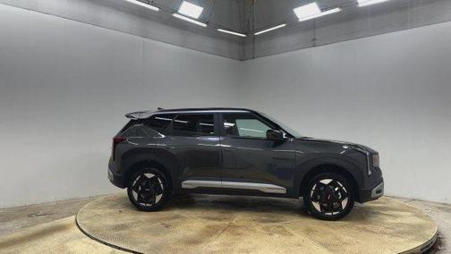 Gray 2027 Kia Seltos S