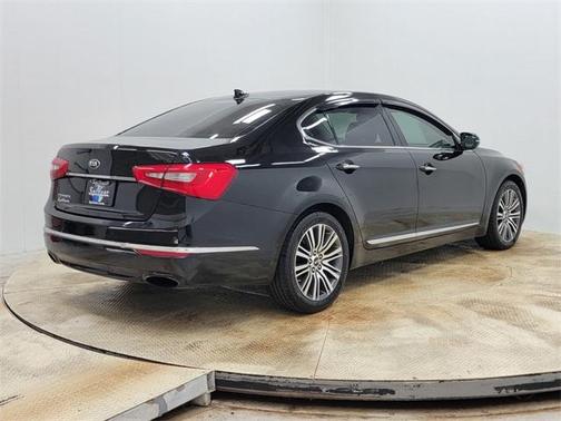 2014 Kia Cadenza Premium