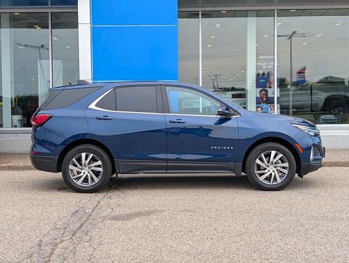 Blue Glow Metallic 2023 Chevrolet Equinox 1LT