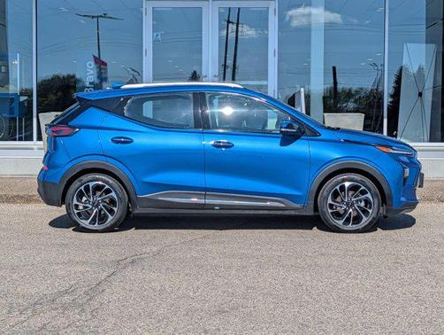 Bright Blue Metallic 2023 Chevrolet Bolt EUV FWD Premier