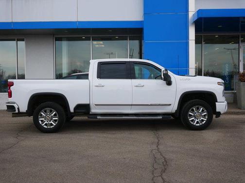 2024 Chevrolet Silverado 3500 High Country