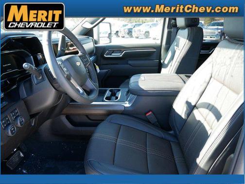 2025 Chevrolet Silverado 3500 High Country