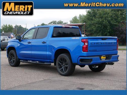 2025 Chevrolet Silverado 1500 Custom