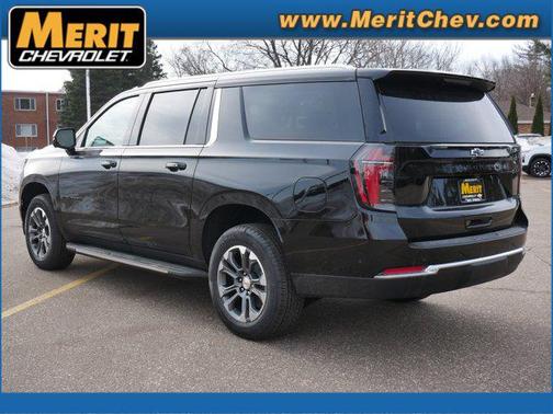 2026 Chevrolet Suburban LS