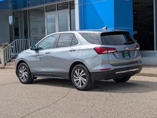 Sterling Gray Metallic 2024 Chevrolet Equinox 1LT