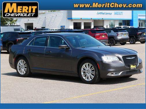 2016 Chrysler 300 S