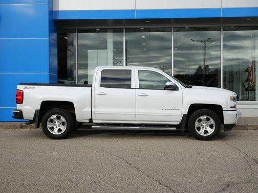 2017 Chevrolet Silverado 1500 2LT