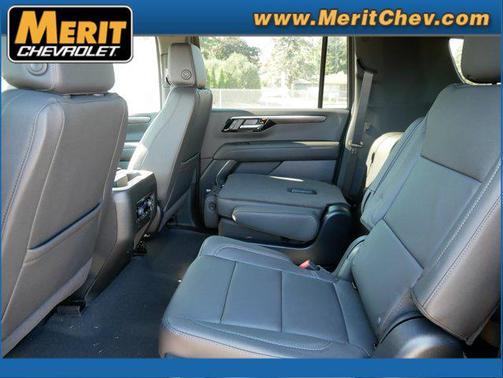 2026 Chevrolet Suburban Z71, 4WD