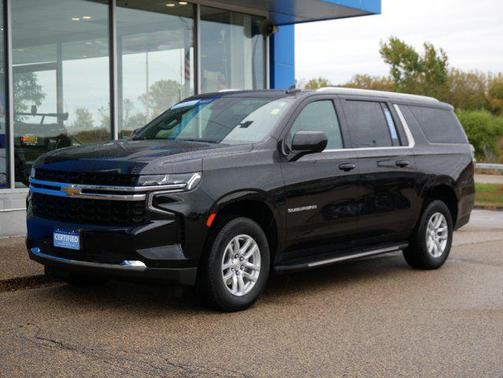 2023 Chevrolet Suburban LS