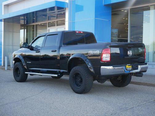 2020 RAM 2500 Tradesman Crew Cab 4X4 6'4' Box