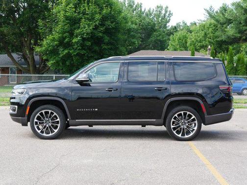 2022 Jeep Wagoneer Series III 4x4