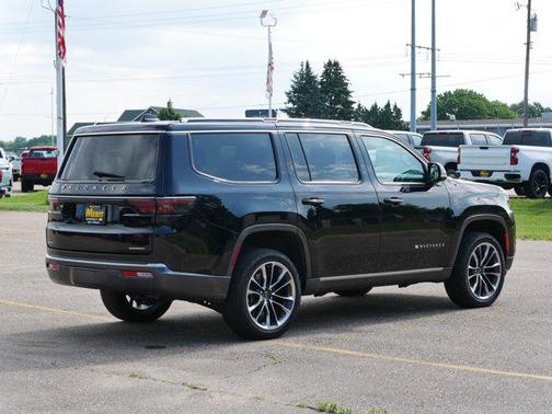 2022 Jeep Wagoneer Series III 4x4